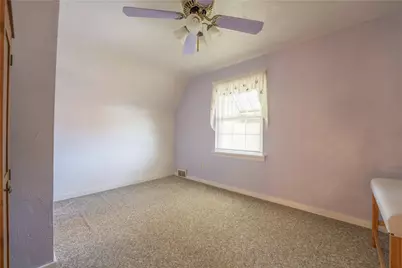 203 George St, Jeannette, PA 15644 - Photo 11