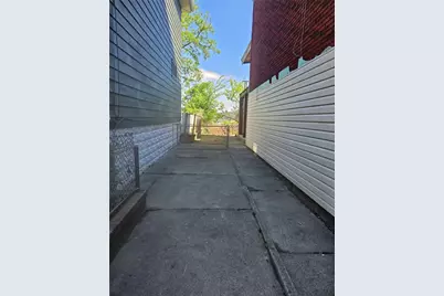 2117 Eggers, Pittsburgh, PA 15212 - Photo 13