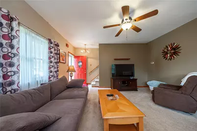 25 Sylvia Ave, Ross Twp, PA 15214 - Photo 5