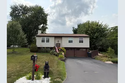 130 Wayne Dr., Cranberry Township, PA 16066 - Photo 1