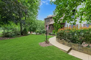 126 Firethorn Rd, Baden, PA 15005 - Photo 5