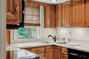 506 Bigham Rd, Pittsburgh, PA 15211 - Photo 9
