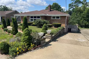 1020 Towervue Dr, Pittsburgh, PA 15227 - Photo 1