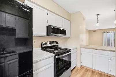 225 Woodhaven Dr, Seven Fields Boro, PA 16046 - Photo 15