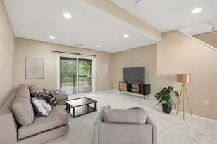 225 Woodhaven Dr, Seven Fields Boro, PA 16046 - Photo 31