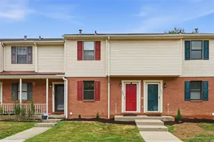 225 Woodhaven Dr, Seven Fields Boro, PA 16046 - Photo 1