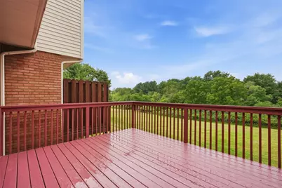 225 Woodhaven Dr, Seven Fields Boro, PA 16046 - Photo 3