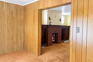 124 Holmes St, Vandergrift, PA 15690 - Photo 3