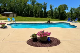 31 Sutton Ln, Hopewell, PA 15301 - Photo 3