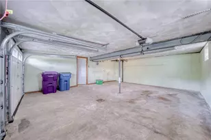 642 Pikeview Dr, Pittsburgh, PA 15239 - Photo 37