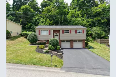 642 Pikeview Dr, Pittsburgh, PA 15239 - Photo 1