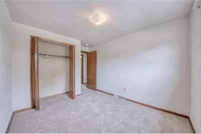 642 Pikeview Dr, Pittsburgh, PA 15239 - Photo 19