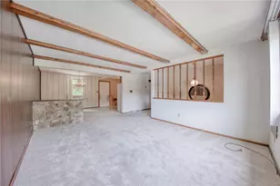 642 Pikeview Dr, Pittsburgh, PA 15239 - Photo 7