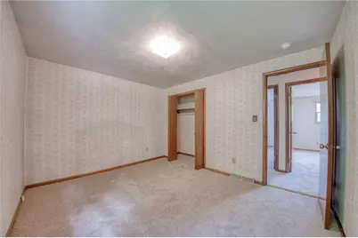 642 Pikeview Dr, Pittsburgh, PA 15239 - Photo 25