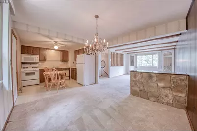 642 Pikeview Dr, Pittsburgh, PA 15239 - Photo 11