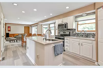 4847 Shamrogue Ct, Hampton, PA 15101 - Photo 11