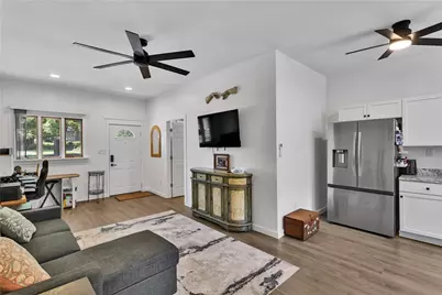 710 E Smithfield St, Elizabeth Twp/Boro, PA 15047 - Photo 15