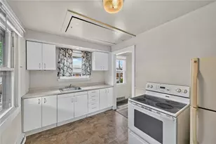 3001 Hazelhurst Ave, Pittsburgh, PA 15227 - Photo 23