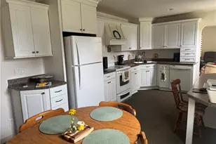 427 Ridgelawn Ave, Neshannock Township, PA 16105 - Photo 7