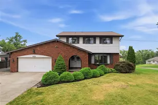 10501 Farview Dr, North Huntingdon, PA 15642 - Photo 1