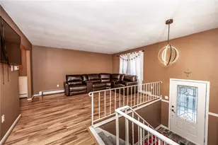 117 Pamela Ln, Westmont Hilltop School District, PA 15905 - Photo 5