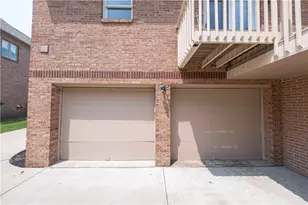 2615 Rossmoor Dr, Pittsburgh, PA 15241 - Photo 5