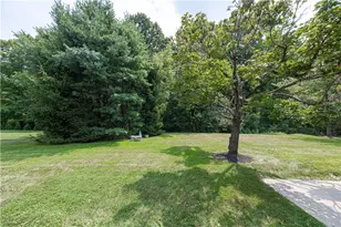 2615 Rossmoor Dr, Pittsburgh, PA 15241 - Photo 7
