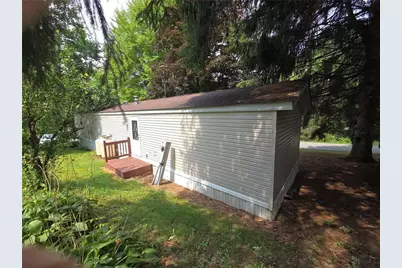 214 Baxter Ln, Center Township, PA 16001 - Photo 31