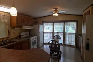 214 Baxter Ln, Center Township, PA 16001 - Photo 11