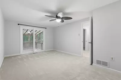 204 Summerfield Dr, Economy, PA 15005 - Photo 19