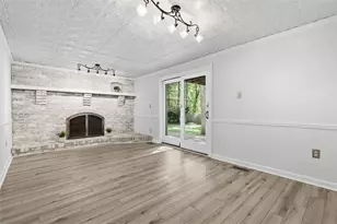204 Summerfield Dr, Economy, PA 15005 - Photo 15