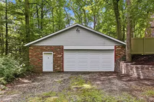 204 Summerfield Dr, Economy, PA 15005 - Photo 43