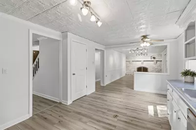 204 Summerfield Dr, Economy, PA 15005 - Photo 11