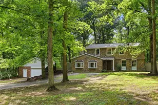 204 Summerfield Dr, Economy, PA 15005 - Photo 3