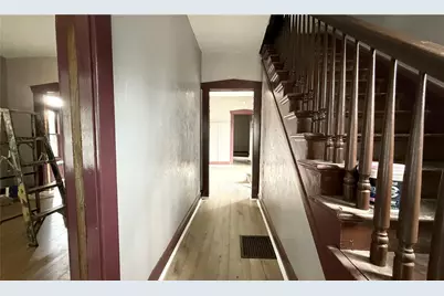 233 2nd Ave, Sharon, PA 16146 - Photo 3