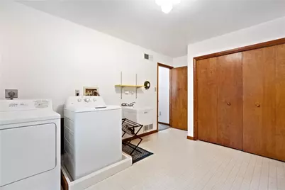 421 Clair Dr, Pittsburgh, PA 15241 - Photo 21