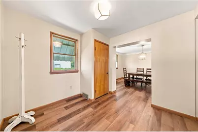 16 S 5th, Youngwood, PA 15697 - Photo 5