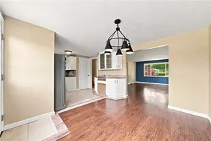 3832 Evergreen Dr, Monroeville, PA 15146 - Photo 9