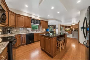 32 Hawthorne Ln, Penn Twp, PA 15642 - Photo 13