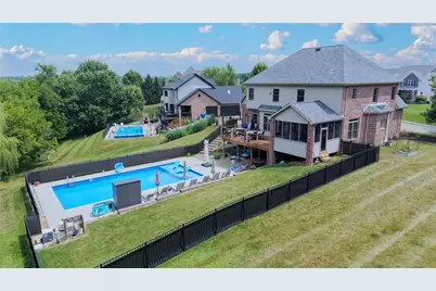 2 Presidential Ln, Adams Township, PA 16059 - Photo 33