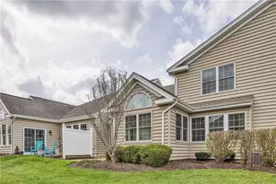 254 Patriot Ln, Economy, PA 15042 - Photo 5