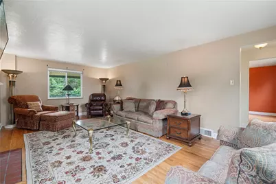 213 Caryl Dr, Pittsburgh, PA 15236 - Photo 3