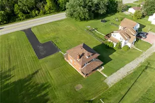510 Brick Ln, Derry Township, PA 15661 - Photo 5