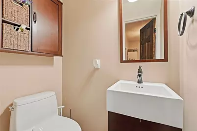 5912 Douglas St, Pittsburgh, PA 15217 - Photo 5