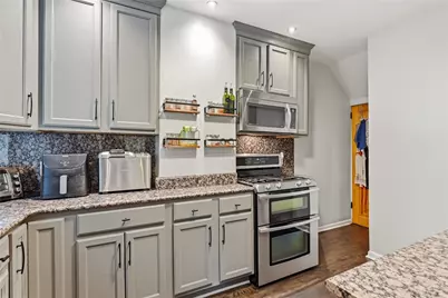 5912 Douglas St, Pittsburgh, PA 15217 - Photo 13