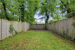 5912 Douglas St, Pittsburgh, PA 15217 - Photo 31