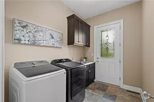 9807 Sumner Dr, Pittsburgh, PA 15101 - Photo 19