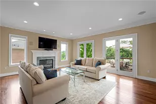9807 Sumner Dr, Pittsburgh, PA 15101 - Photo 9