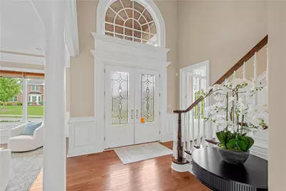 9807 Sumner Dr, Pittsburgh, PA 15101 - Photo 3