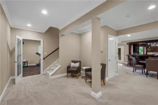 9807 Sumner Dr, Pittsburgh, PA 15101 - Photo 35